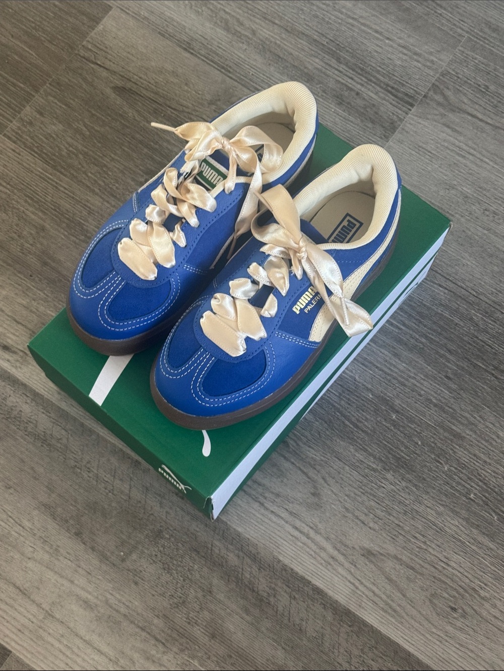 Puma Women’s Royal Blue Sneakers with Satin Laces NWT SIZE 6